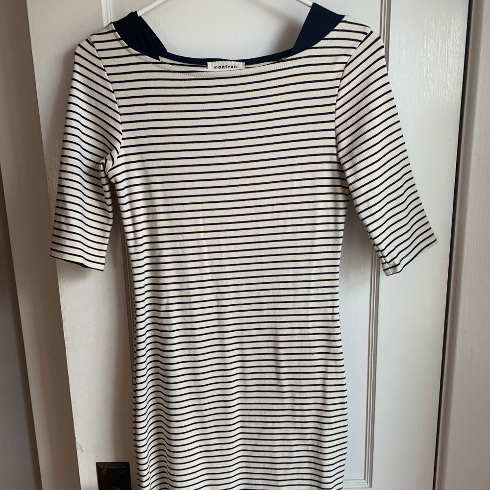 Boat neck blue and white dress